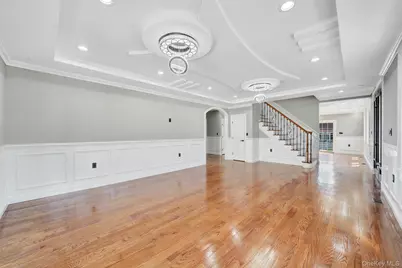 15 1st Street, Elmont, NY 11003 - Photo 8