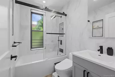 2439 38th Street #c10, Astoria, NY 11103 - Photo 12
