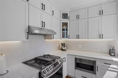 2439 38th Street #c10, Astoria, NY 11103 - Photo 24