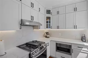 24-39 38th St, Astoria, NY 11103 - Photo 24