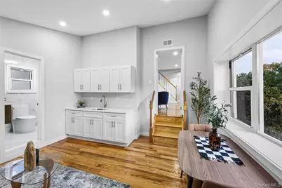 19 Westside Avenue, Bay Shore, NY 11706 - Photo 16