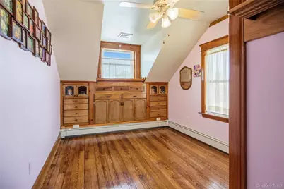 115 Cedar Avenue, Patchogue, NY 11772 - Photo 14