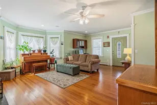 115 Cedar Ave, Patchogue, NY 11772 - Photo 6
