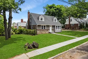 474 Roy St, West Hempstead, NY 11552 - Photo 2