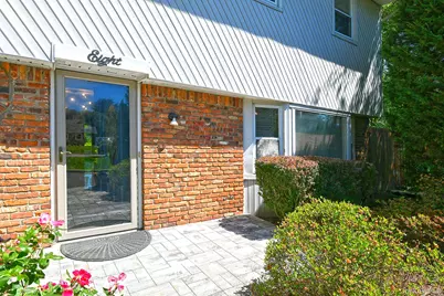 8 Foothill Lane, East Northport, NY 11731 - Photo 4