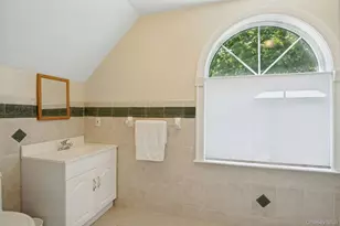 624 Timpson St, Pelham, NY 10803 - Photo 30