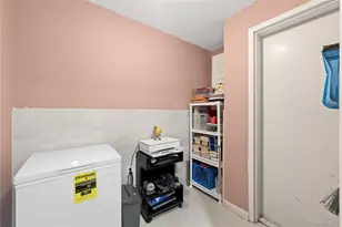 94-52 Magnolia Ct, Ozone Park, NY 11417 - Photo 18