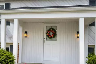 27 Wedgewood Dr, Coram, NY 11727 - Photo 4