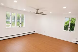 27 Wedgewood Dr, Coram, NY 11727 - Photo 6