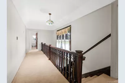 51 Crescent Road, Port Washington, NY 11050 - Photo 16