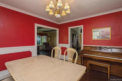 110 Yale Street, Williston Park, NY 11596 - Photo 12
