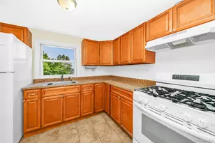 733 14th St, West Babylon, NY 11704 - Photo 18