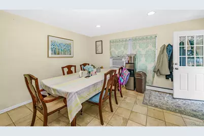 733 14th Street, West Babylon, NY 11704 - Photo 8
