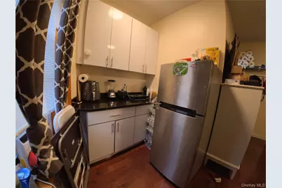 10428 Jamaica Avenue, Richmond Hill, NY 11418 - Photo 8