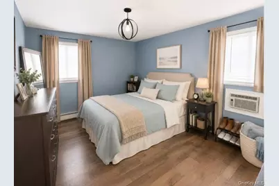 2 Comet Road, Selden, NY 11784 - Photo 12