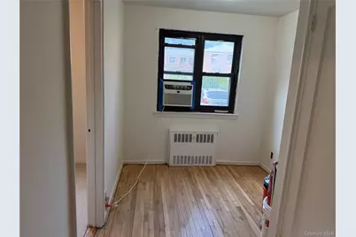 21 Lawrence Drive #A, White Plains, NY 10603 - Photo 6