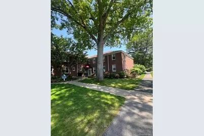 8 Bryant Crescent #1H, White Plains, NY 10605 - Photo 2