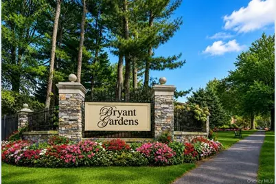 8 Bryant Crescent #1H, White Plains, NY 10605 - Photo 1