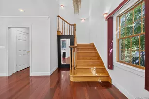 45 Yennicock Ave, Port Washington, NY 11050 - Photo 4