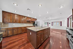 45 Yennicock Ave, Port Washington, NY 11050 - Photo 16