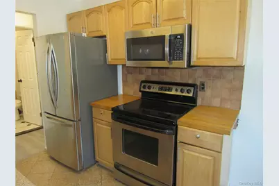 7 N James Street #Unit I, Peekskill, NY 10566 - Photo 6
