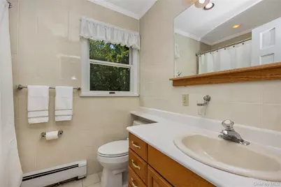 28 Cygnet Drive, Smithtown, NY 11787 - Photo 30