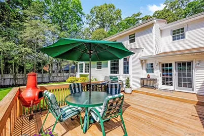 28 Cygnet Drive, Smithtown, NY 11787 - Photo 42