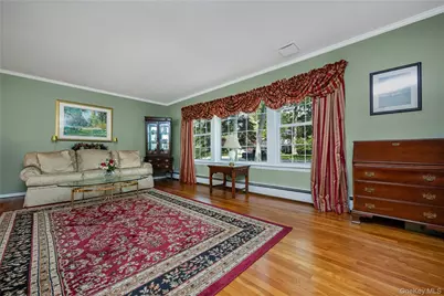 28 Cygnet Drive, Smithtown, NY 11787 - Photo 6