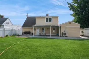 14 Tailor Ln, Levittown, NY 11756 - Photo 14