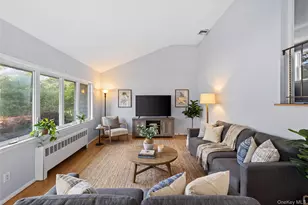21 Via Continental, Huntington Station, NY 11746 - Photo 4