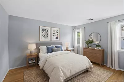 21 Via Continental, Huntington Station, NY 11746 - Photo 18