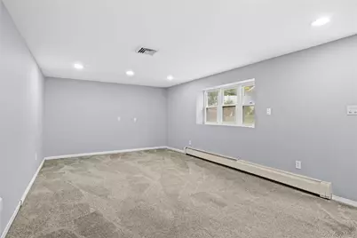 21 Via Continental, Huntington Station, NY 11746 - Photo 24
