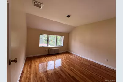 227 Beverly Road, Huntington Station, NY 11746 - Photo 38