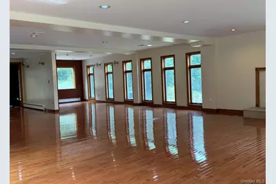227 Beverly Road, Huntington Station, NY 11746 - Photo 20