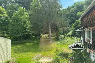 227 Beverly Rd, Huntington Station, NY 11746 - Photo 14