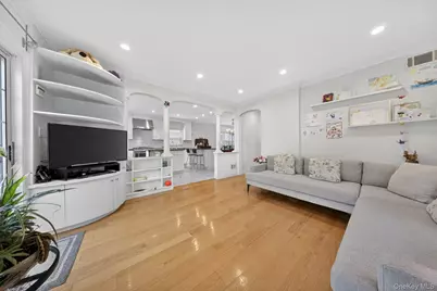 73-47 185th Street, Fresh Meadows, NY 11366 - Photo 8