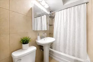 880 Boynton Ave, Bronx, NY 10473 - Photo 4