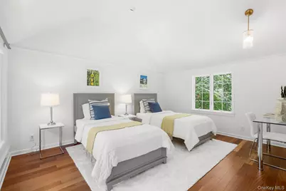 125 Saxon Woods Road, White Plains, NY 10605 - Photo 20
