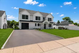 119 Sprucewood Dr, Levittown, NY 11756 - Photo 36