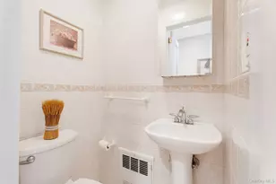 25-75 43rd St, Astoria, NY 11103 - Photo 14