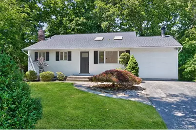 21 Gay Lore Drive, Huntington, NY 11743 - Photo 1
