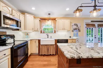 124 Rutsonville Road, Wallkill, NY 12589 - Photo 14