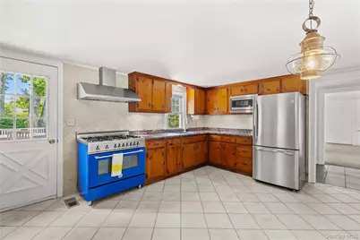 12 Whites Lane, Aquebogue, NY 11931 - Photo 12