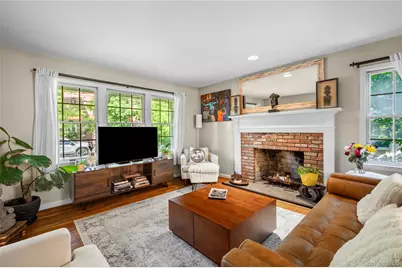 8 Burton Road, Larchmont, NY 10538 - Photo 6