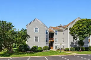 1175 Washington Green, New Windsor, NY 12553 - Photo 4