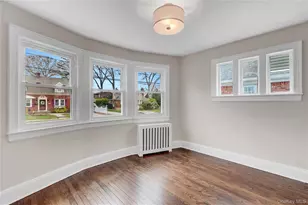 31 Carol St, Lynbrook, NY 11563 - Photo 10