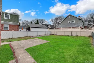 31 Carol Street, Lynbrook, NY 11563 - Photo 18