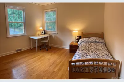 261 Fox Meadow Road, Scarsdale, NY 10583 - Photo 8