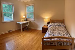 261 Fox Meadow Rd, Scarsdale, NY 10583 - Photo 8