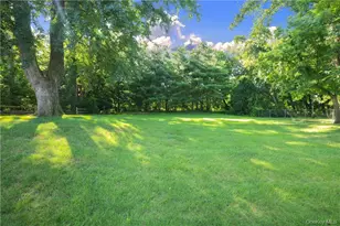 261 Fox Meadow Rd, Scarsdale, NY 10583 - Photo 12
